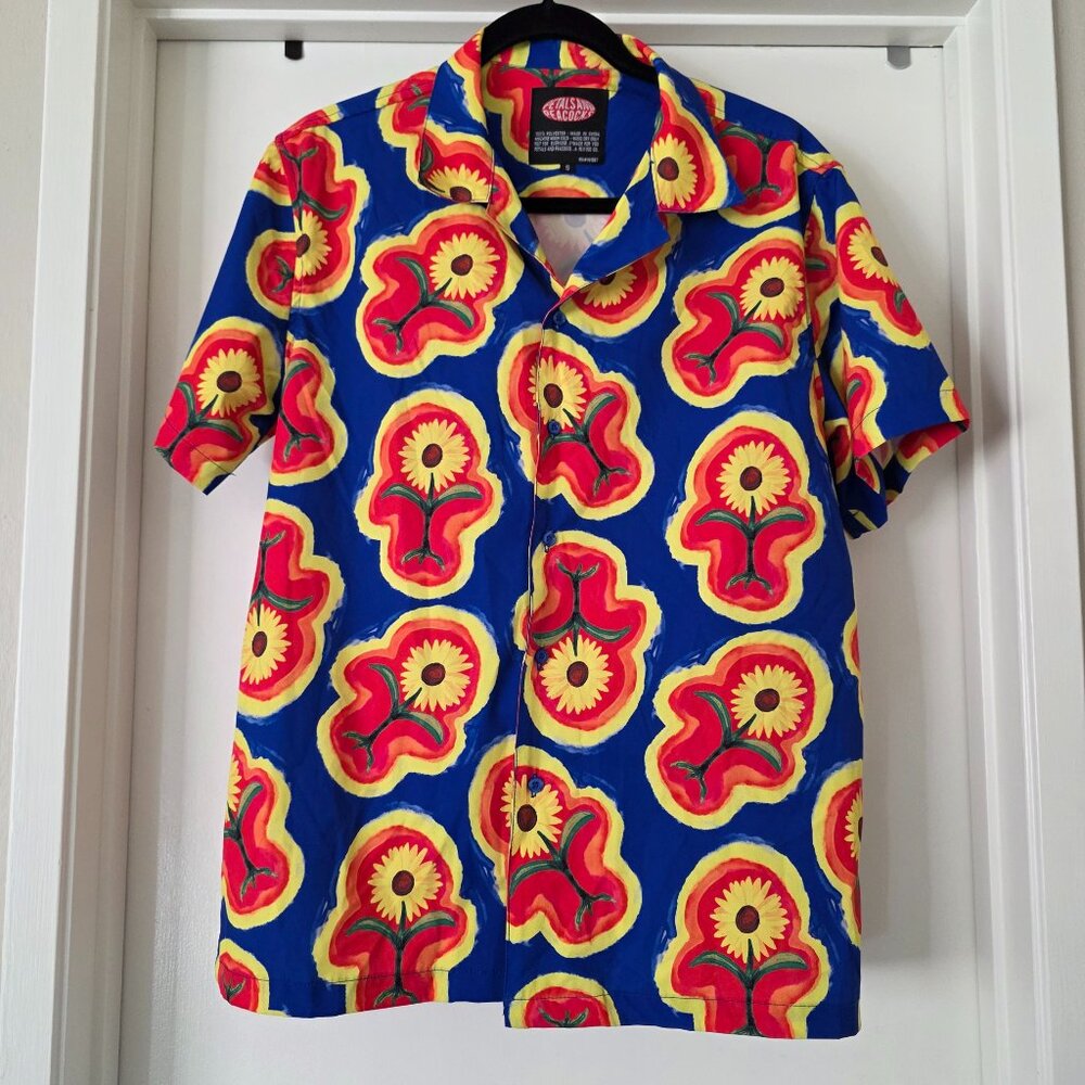 Petals And Peacocks Mens Size Small S Polyester Sunflower Hippie Hawaiian Shirt